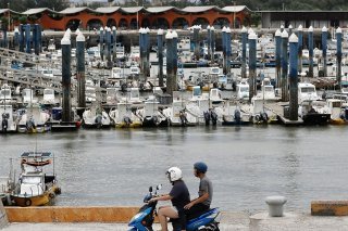 Les Taïwanais aux aguets dans le port de Hsinchu.